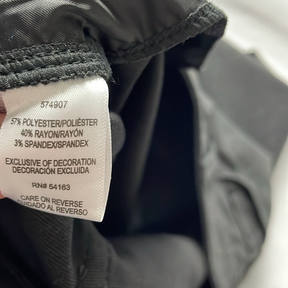 Women’s size 14 Andrew Marc charcoal gray pants - Picture 11 of 12